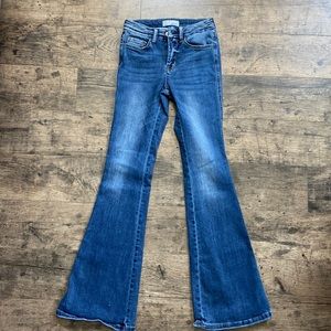 25” jeans